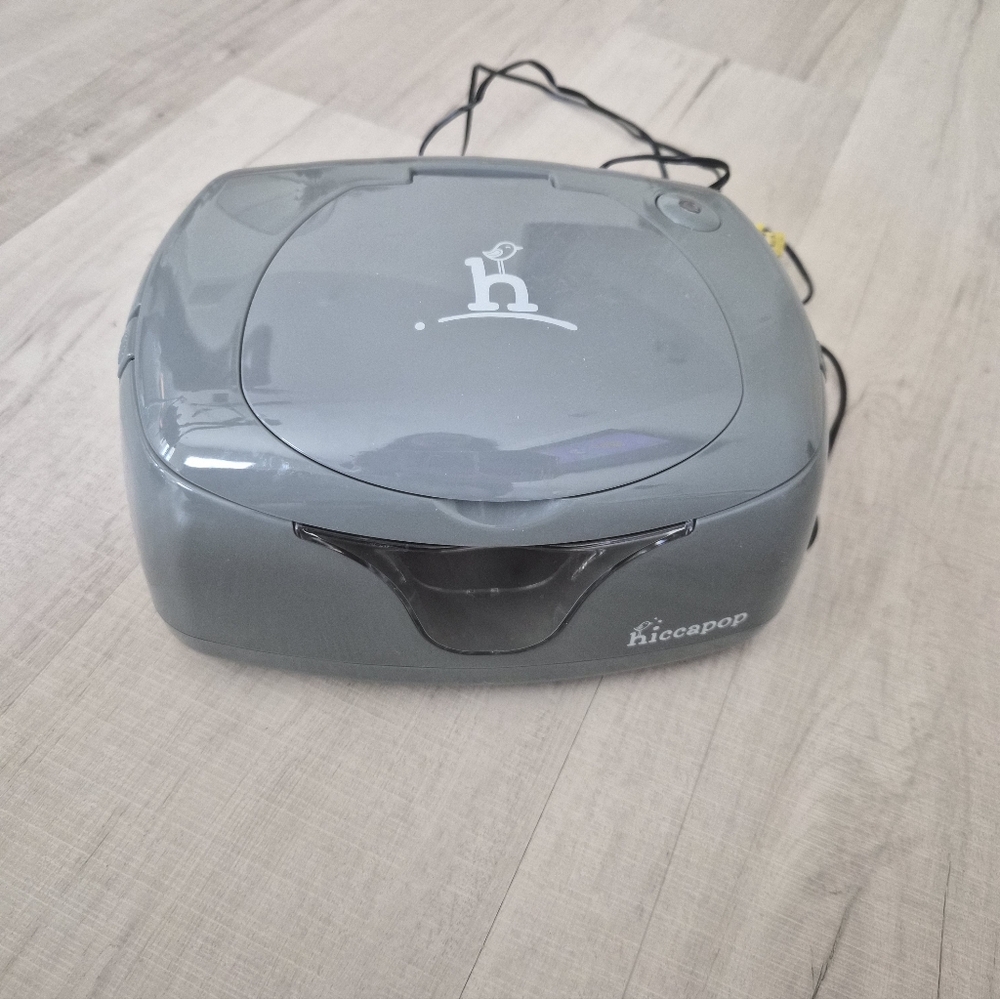 Hiccapop Gray Wipe Warmer
